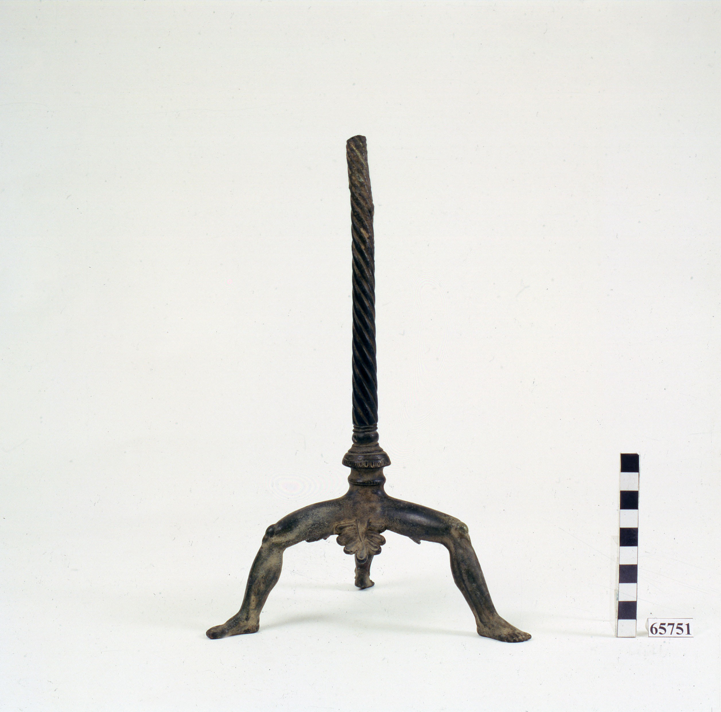 Bronze Artifact Inv. 65751 - Before Restoration