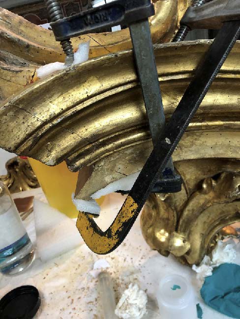 Gluing of the fracture parts