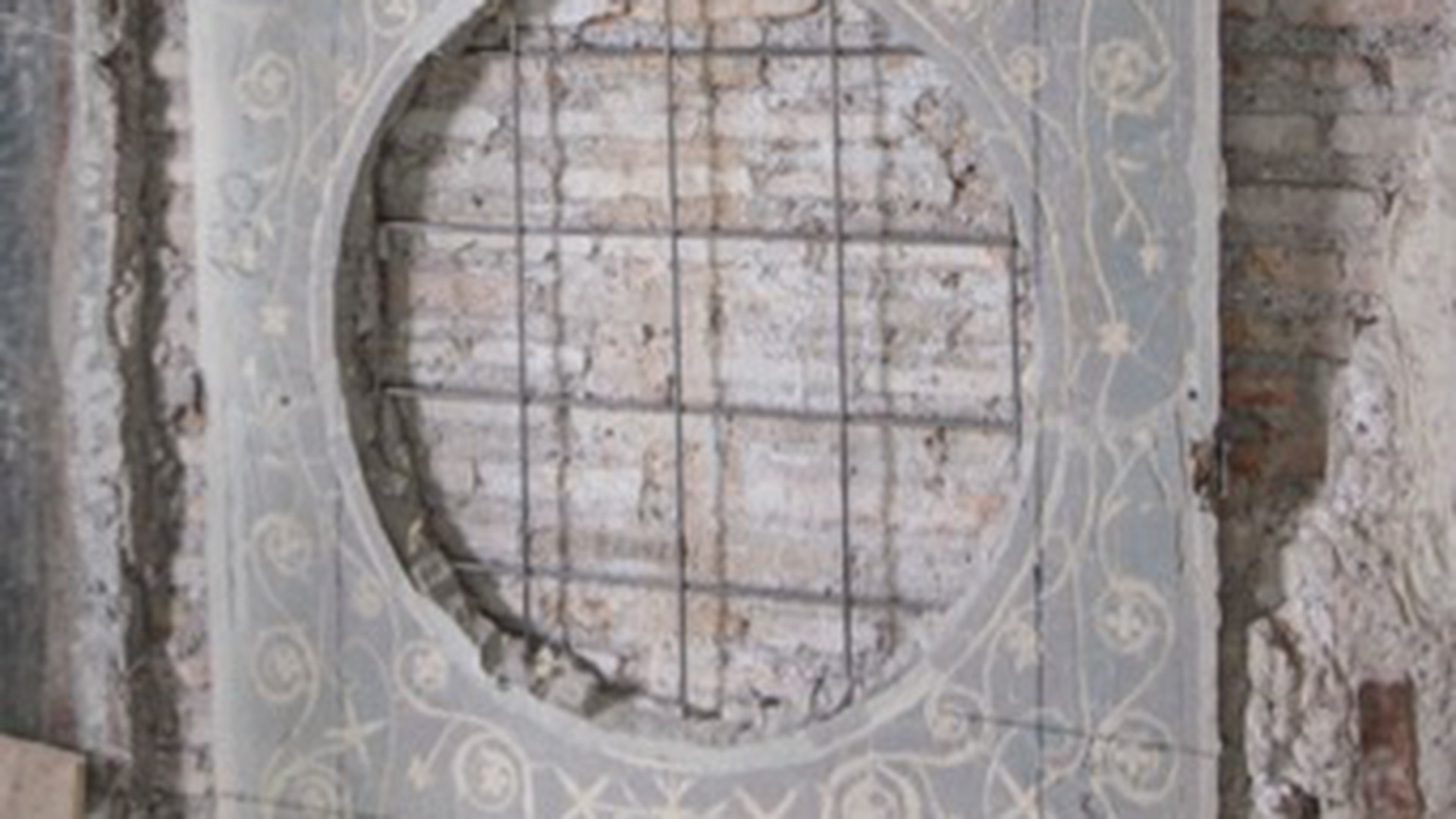 Opus sectile - Under restoration