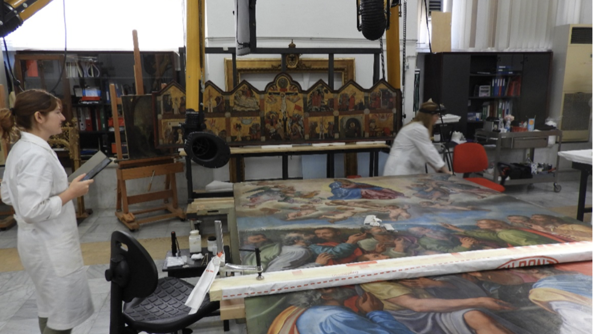 Assumption - Consolidation of the paint film