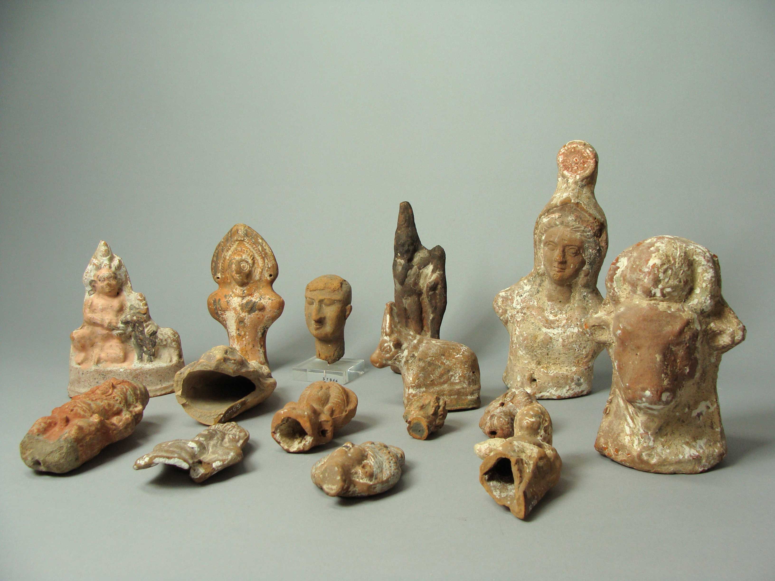 Seventy figurines in terracotta from the Egyptian collection